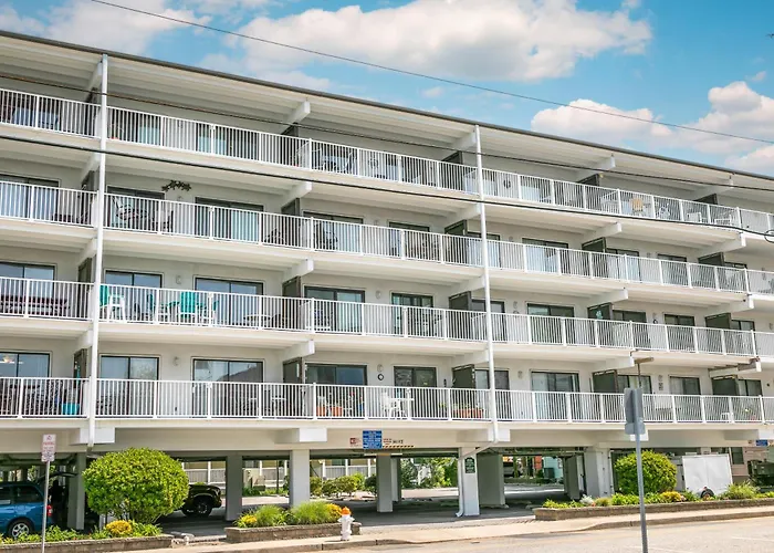 Ocean City Beach Retreat With Linens Included